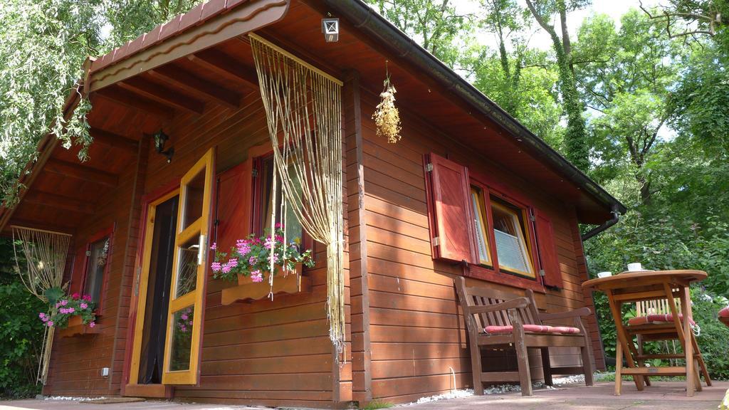 נוירופין Ferienhaus Natura חדר תמונה